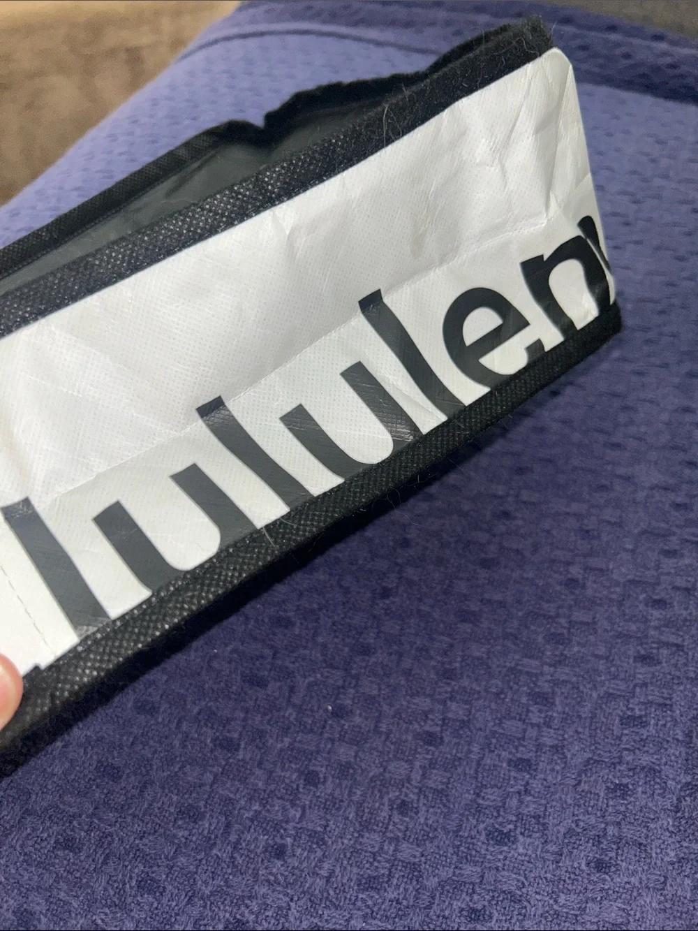 lululemon athletica lululemon small